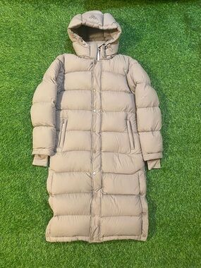 Tna Aritzia the super puff down puffer zip up women’s jacket size XXS
